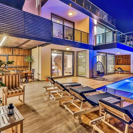 4 Bedroom Luxury In Kiziltas - 别墅 卡尔坎