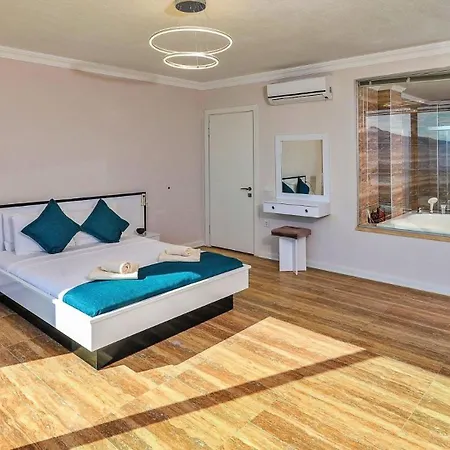 4 Bedroom - 7602 Kalkan