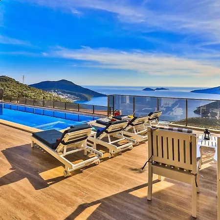 4 Bedroom Luxury In Kiziltas - Villa