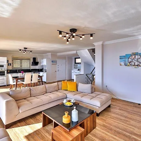 4 Bedroom Luxury In Kiziltas - Villa *
