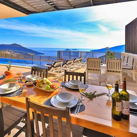 4 Bedroom Luxury In Kiziltas - *