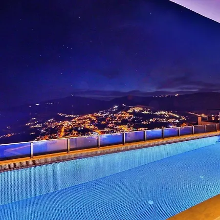 4 Bedroom - 7602 Villa