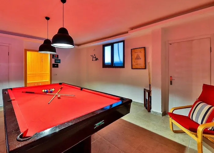 4 Bedroom Luxury In Kiziltas - Вилла