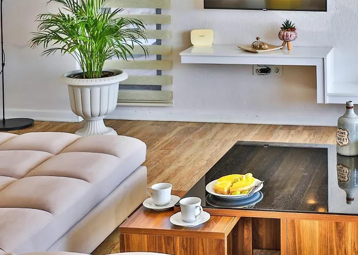 4 Bedroom Luxury In Kiziltas -